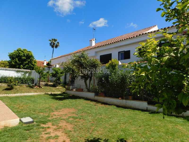 Foto dcb40061-ab68-4f58-bc9a-1d8468a7e6f6. Xalet amb xemeneia calefacció aparcament piscina a Espartinas