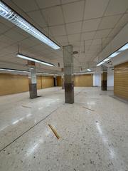 Location Local commercial à Avenida príncipe de españa 11. Se alquila local comercial icod de los vinos