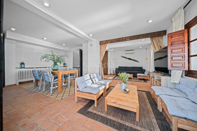 Foto 30e81e59-cde4-4c25-88a5-d02c432c0e60. Xalet amb xemeneia aparcament piscina a Centro Alhaurín el Grande