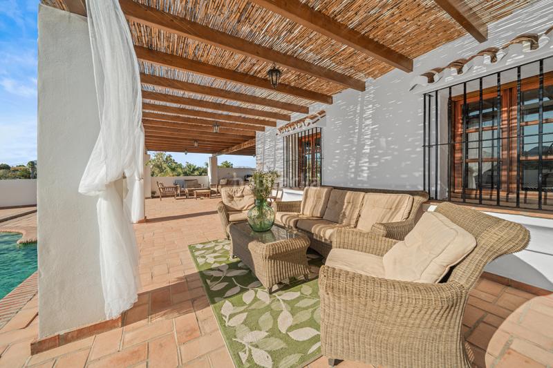 Foto e95675ec-3687-4869-b223-d300ef21d154. Xalet amb xemeneia aparcament piscina a Centro Alhaurín el Grande