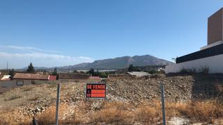 Terreno residencial en Coín. Parcela para unifamiliar en una de las mejores urbanizaciones de