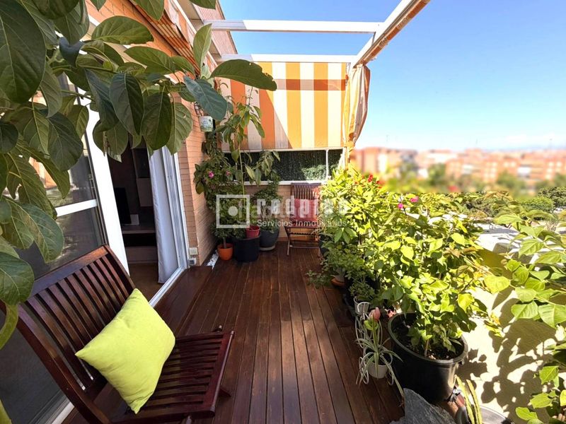 Foto 52f6b773-7de0-436d-afcf-36c2078a794f. Àtic amb calefacció aparcament piscina a Sur - PAU 4 Móstoles