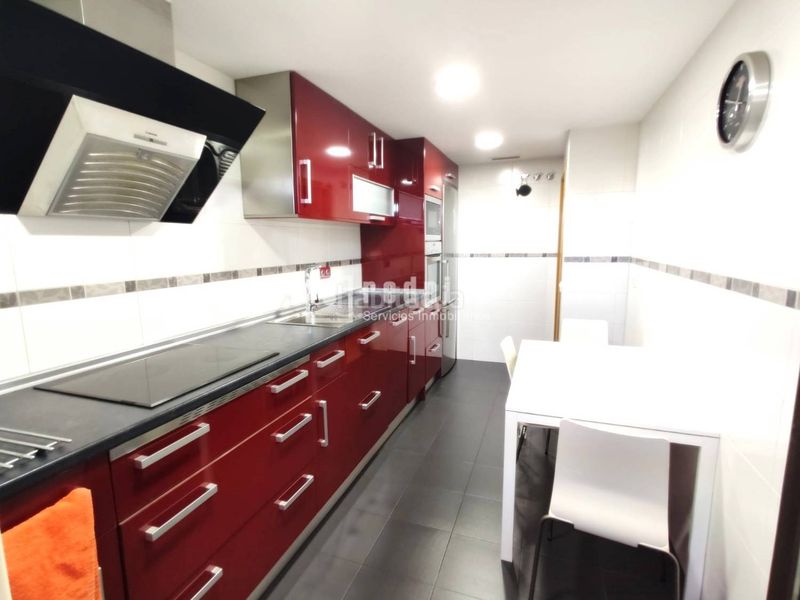 Foto 0ceef6c3-bd89-420d-96e2-31dced82bc3d. Rent flat with heating parking in Sur - PAU 4 Móstoles