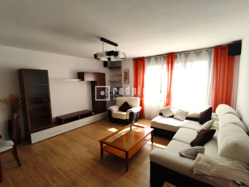 Foto ffa4b1bd-262a-4700-be25-968175f05ed1. Rent flat with heating parking in Sur - PAU 4 Móstoles