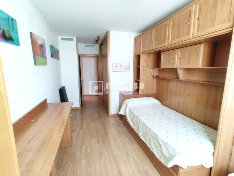 Foto fff3b903-ba11-42b2-8309-e44d75075d24. Rent flat with heating parking in Sur - PAU 4 Móstoles