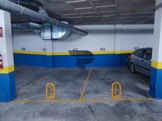 Parking coche en Avinguda de Jubalcoi 36