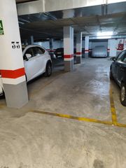 Affitto Posto auto in Carrer de les moreres 5. Se alquila plaza de garaje para compartir