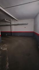 Miete Autoparkplatz in Calle de valderrey 3. Se alquila plaza de garaje para compartir