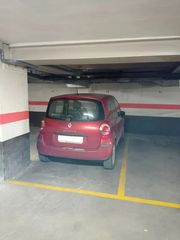 Miete Autoparkplatz in Paseo de los melancólicos 11. Se alquila plaza de garaje para compartir