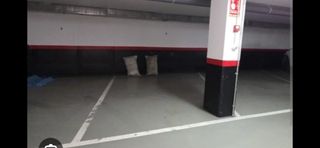 Lloguer Aparcament cotxe a Calle de jacinto verdaguer 19. Se alquila plaza de garaje para compartir