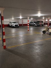 Rent Car parking in Avinguda de blasco ibáñez 158. Se alquila plaza de garaje