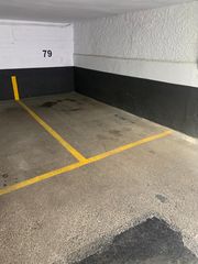 Lloguer Aparcament cotxe a Calle de josé maría fernández lanseros 7. Se alquila plaza de garaje para compartir