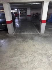 Miete Autoparkplatz in Calle de tampico 40. Se alquila plaza de garaje para compartir