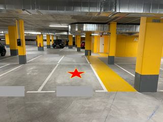 Parking voiture à Calle de Alonso Cano 103