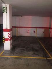 Lloguer Aparcament cotxe a Carrer de guillem de castro 109. Se alquila plaza de garaje de 18 a 8.30h