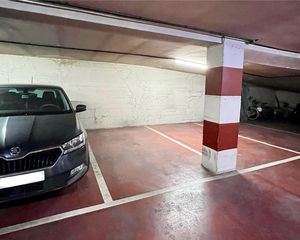 Alquiler Parking coche en Carrer doctor caro 103. Se alquila plaza de garaje para compartir