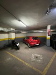 Parking coche en Calle de Nuevo Baztán 2