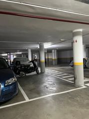 Affitto Posto auto in Carrer d'antonio sacramento 19. Se alquila plaza de garaje para compartir