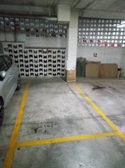 Rent Car parking in Carrer pintor aparicio 16. Se alquila plaza para compartir