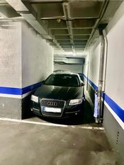 Miete Autoparkplatz in Calle de la infanta mercedes 67. Plaza de garaje para compartir