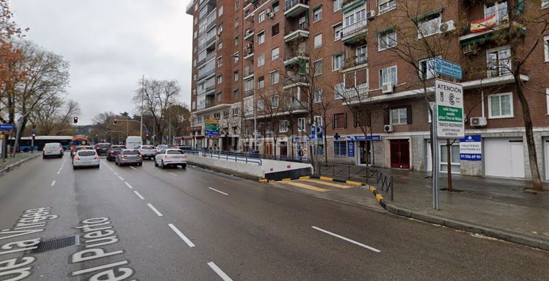 Foto 58464ca1-d1c2-4ce4-abde-842ebe7e52d4. Location parking voiture dans paseo de la virgen del puerto 11 dans Madrid