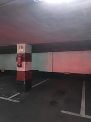 Rent Car parking in Carrer alfonso xii 16. Plaza de garaje para compartir
