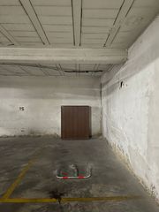 Miete Autoparkplatz in Carrer pintor aparicio 16. Plaza de garaje para compartir