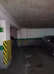 Location Parking voiture à Calle de antonio lópez 246. Plaza de garaje para compartir