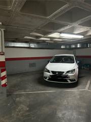 Lloguer Aparcament cotxe  Calle general espartero 42. Se alquila plaza de garaje para compartir