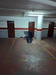 Parking coche en Carrer del Capità Antoni Mena 32