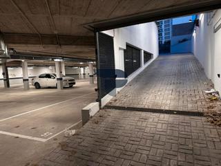 Miete Autoparkplatz in Carrer de suissa 18. Parking individual en alquiler