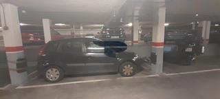 Lloguer Aparcament cotxe a Calle de berrocal 3. Parking individual en alquiler