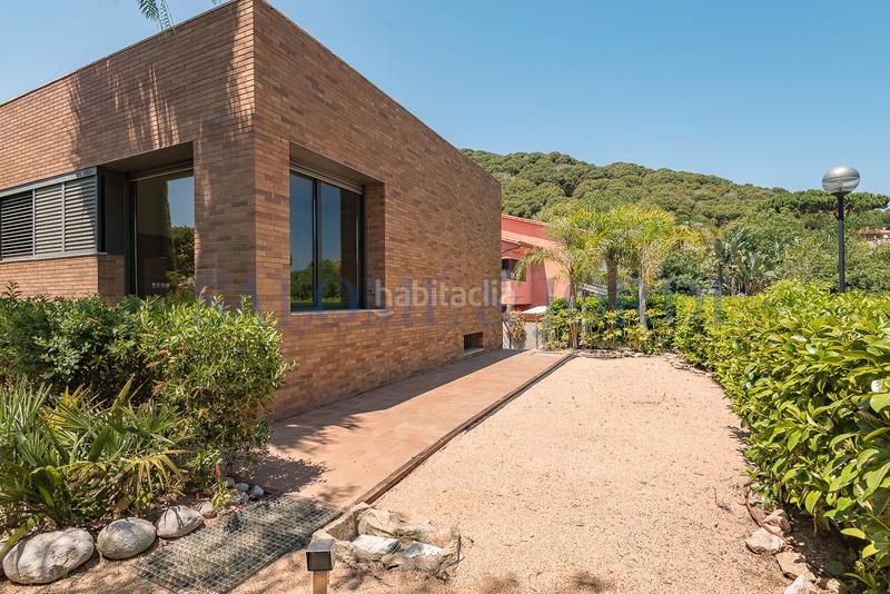 Foto a3480e1e-6933-4f81-9cee-7440b38a77d2. Chalet en Nucli Urbà Argentona