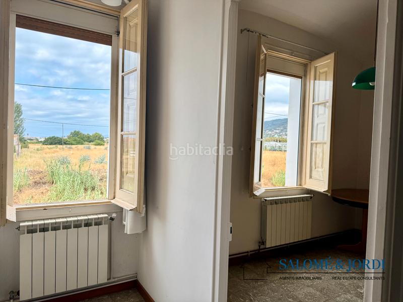 Foto 1fd83155-f3f7-4ea5-9942-f85123400fe8. Casa adosada  esquinera en calle lluis jover en Vilassar de Mar