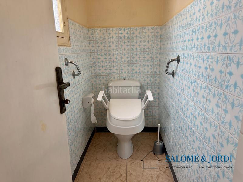 Foto cc87c959-698d-429b-92c5-5d0c835c5d92. Casa adosada  esquinera en calle lluis jover en Vilassar de Mar