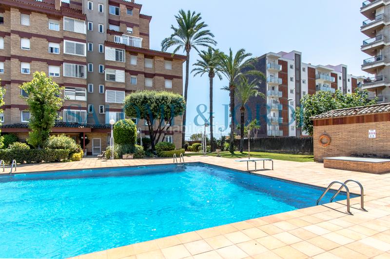 Foto a1c3a405-f57f-4ed9-b1e1-ff06e5c86695. Ático  duplex con vistas al mar en via octaviana en Vilassar de Mar