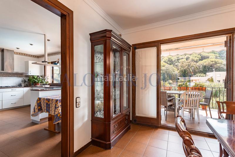 Foto 1011e51b-47dd-44e9-99f4-b0c941f11121. Maison avec cheminée chauffage parking piscine dans Argentona