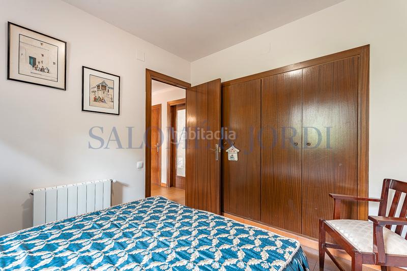 Foto 210c9b2d-eed4-4fa2-a785-9ae6fe8364af. Maison avec cheminée chauffage parking piscine dans Argentona