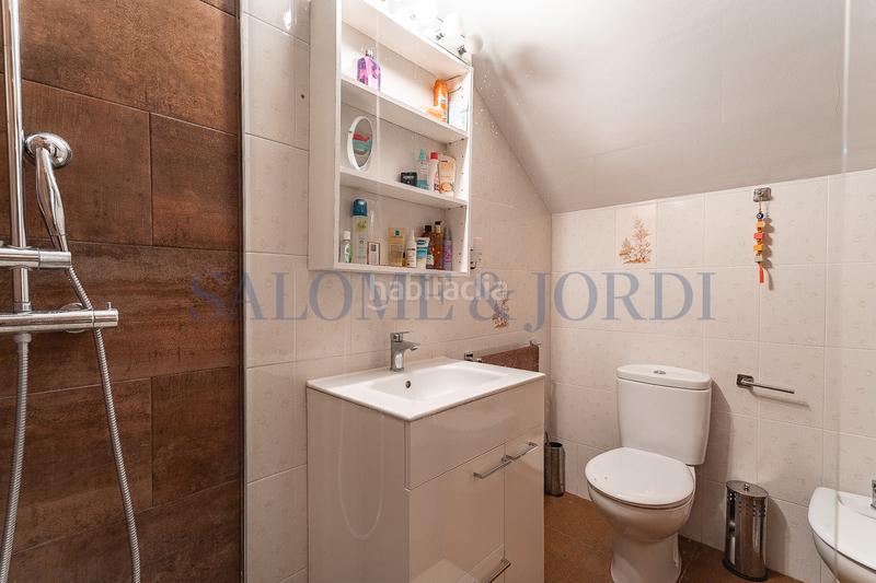 Foto 5f81a9d9-ffd3-4f93-8e22-62f858345828. Maison avec cheminée chauffage parking piscine dans Argentona