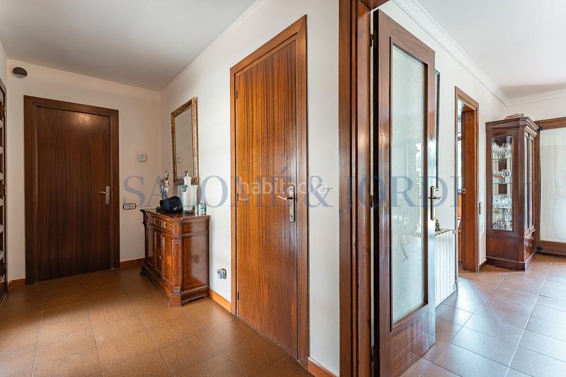 Foto a2251873-6f6b-44e0-8729-1bda53c6c914. Maison avec cheminée chauffage parking piscine dans Argentona