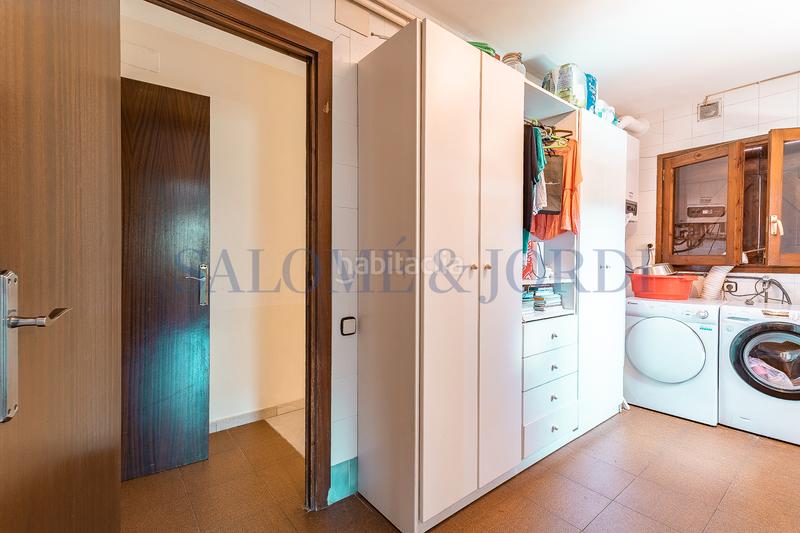 Foto a9546a1a-2315-4701-b2f7-00e320862f23. Maison avec cheminée chauffage parking piscine dans Argentona