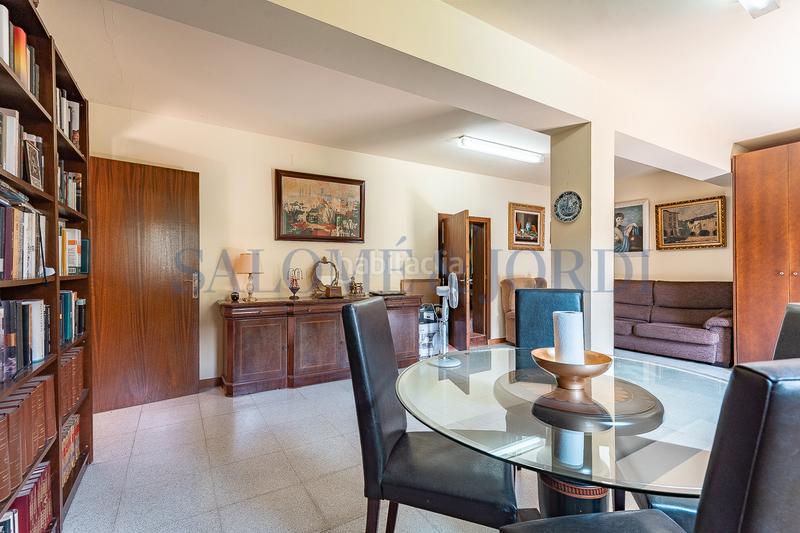 Foto fac147ad-5543-4a2d-aff3-bf999c69b657. Maison avec cheminée chauffage parking piscine dans Argentona