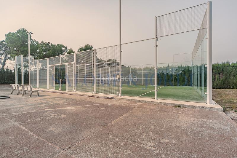 Foto 734d757c-d9f5-47c4-88de-cde89a06e19a. Casa amb calefacció aparcament piscina a Cardedeu