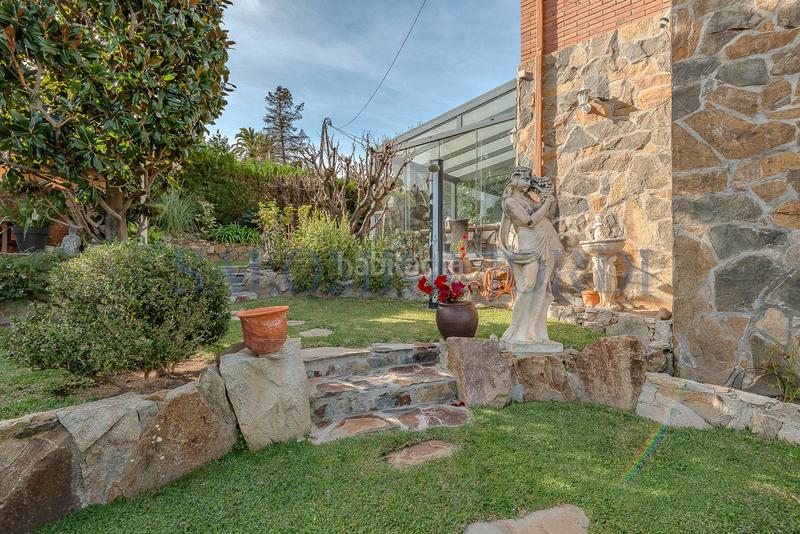 Foto 2e083769-05a1-4d1d-9517-44d725d0bd3c. Casa  muy bien ubicada y con vistas al mar en Cabrils