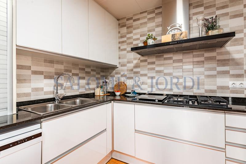 Foto 37053f07-0c3e-4e32-b8f6-6786d520ed38. Casa  muy bien ubicada y con vistas al mar en Cabrils