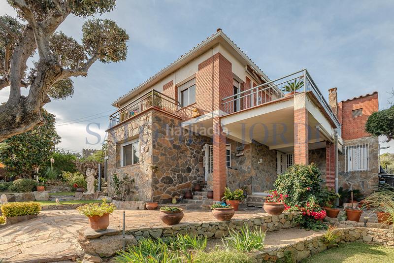 Foto 3feae517-d32f-41b0-9d9c-e7829d1aebb7. Casa  muy bien ubicada y con vistas al mar en Cabrils