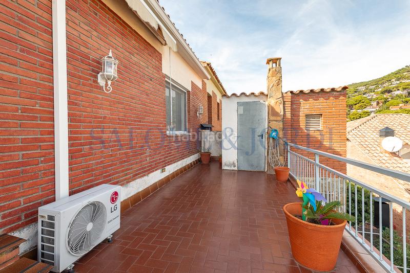 Foto 4face55c-e9ed-4a46-8baa-08078b28ba85. Casa  muy bien ubicada y con vistas al mar en Cabrils