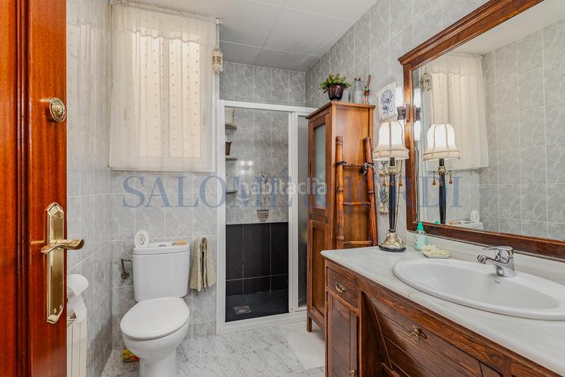 Foto d3282bf8-ab48-49dd-bd96-b15f430c4cd8. Casa  muy bien ubicada y con vistas al mar en Cabrils