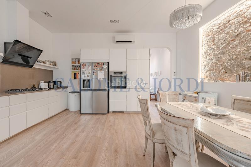 Foto 6417dd16-b974-461e-b823-62512edb0c88. Haus mit heizung in Centre Vilassar de Mar