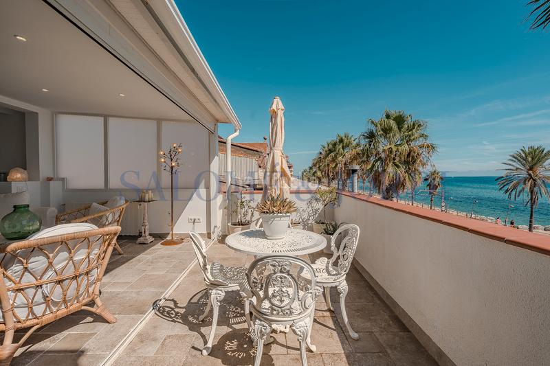 Foto 8275f3b7-f52f-4b85-932b-1b8ac5417e4b. Haus mit heizung in Centre Vilassar de Mar